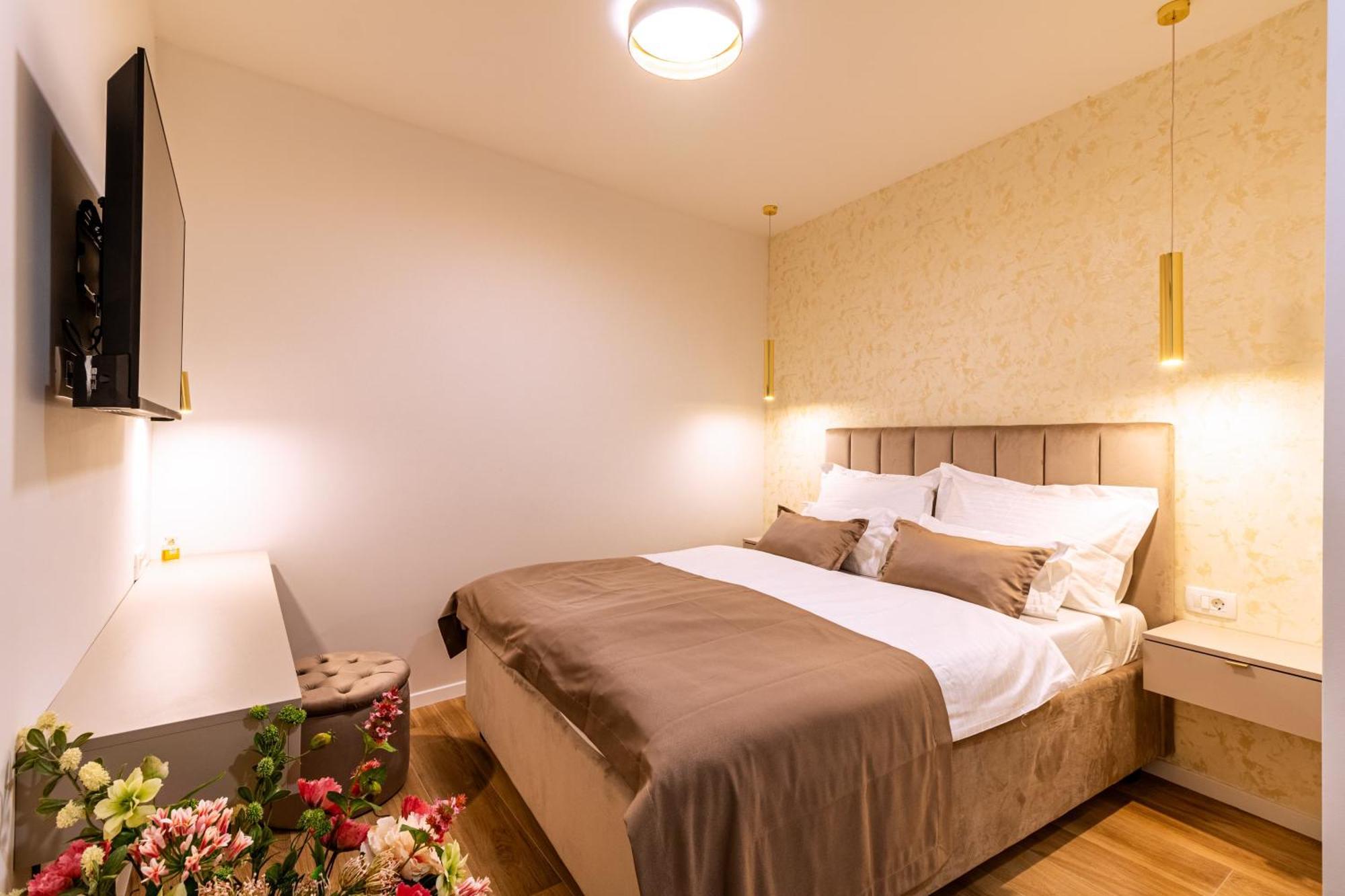 Luxury 2 Bedroom-2 Bathroom Apartment & Studio App With Rooftop Terrace Сплит Экстерьер фото