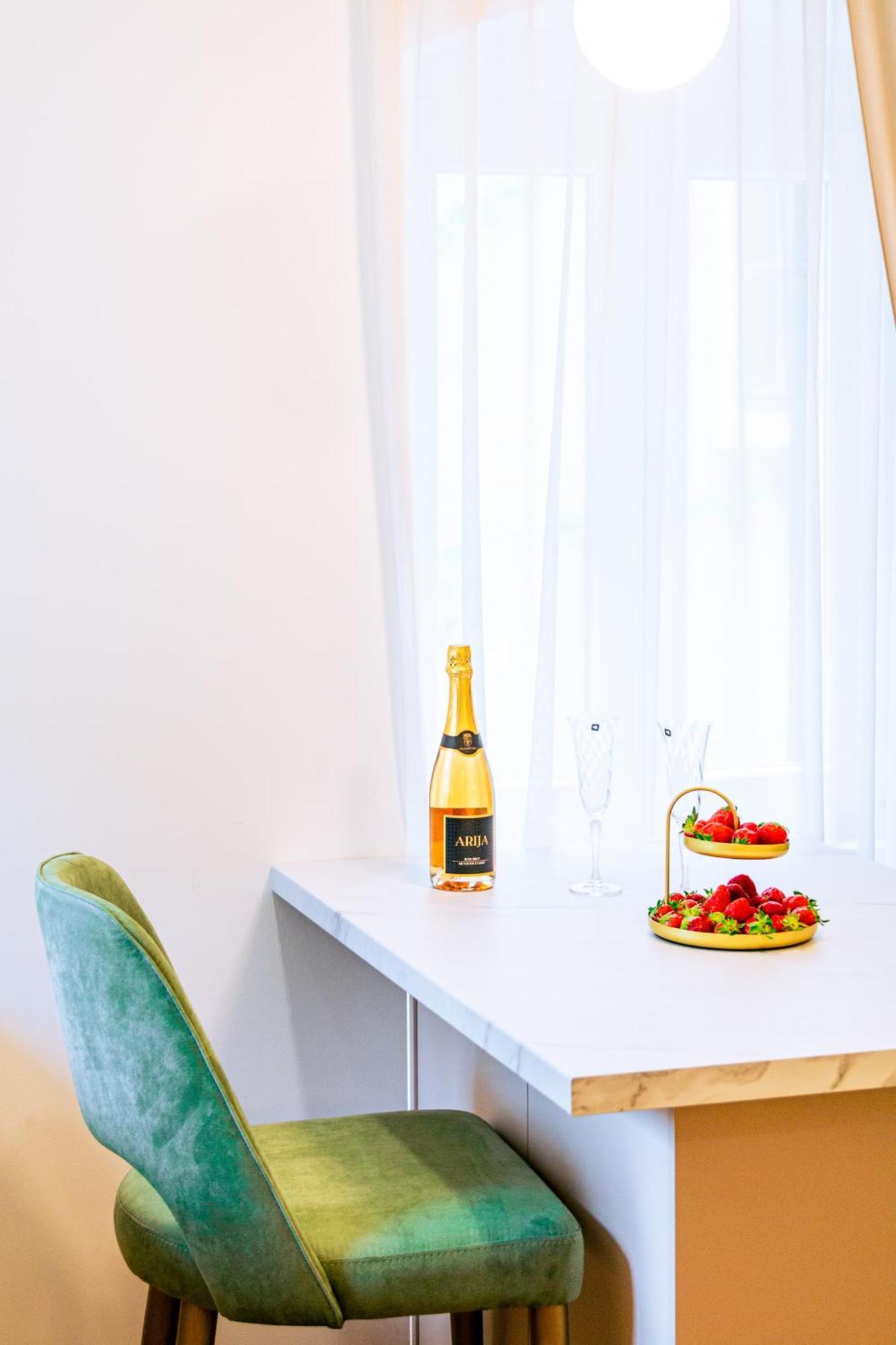 Luxury 2 Bedroom-2 Bathroom Apartment & Studio App With Rooftop Terrace Сплит Номер фото
